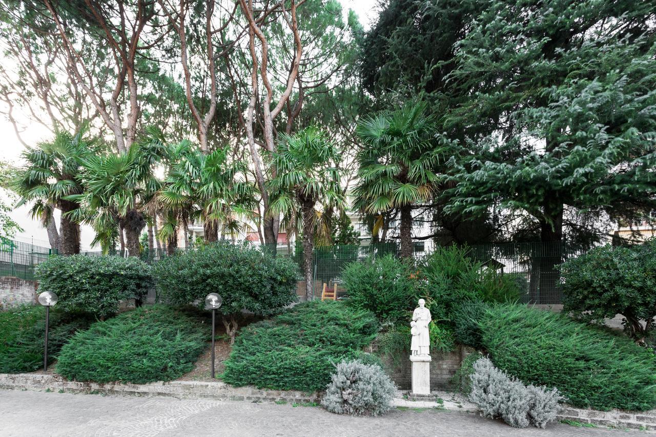 San Giuseppe House Hotel Рим Екстериор снимка